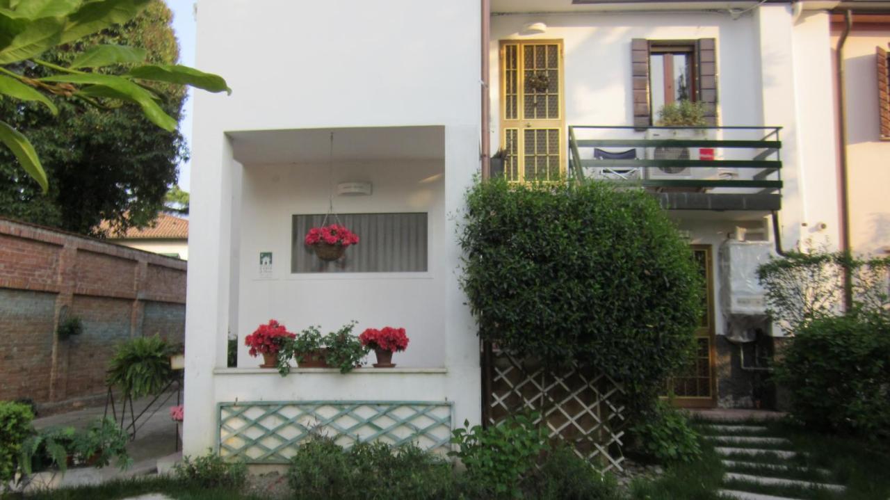 לינה וארוחת בוקר טרוויסו A Casa Di Dora מראה חיצוני תמונה